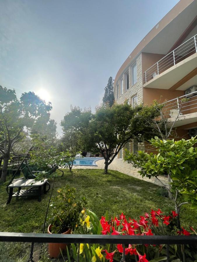 Apartment Villa Elena Bar Buitenkant foto