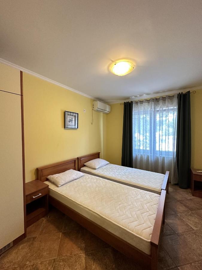 Apartment Villa Elena Bar Buitenkant foto
